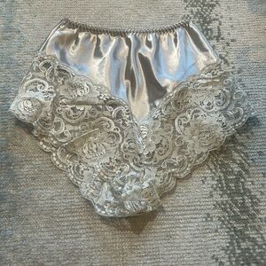 Silk lacy pajama shorts